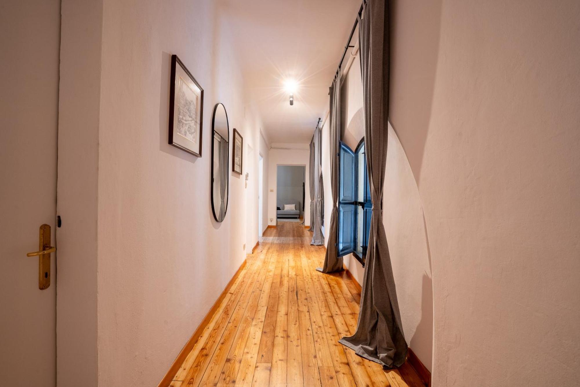 Indipendenza Mansion City Centre Болоня Екстериор снимка