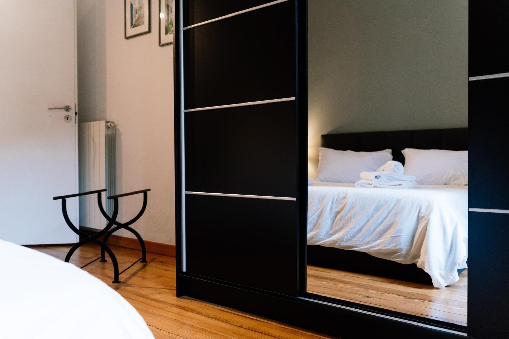 Indipendenza Mansion City Centre Болоня Екстериор снимка